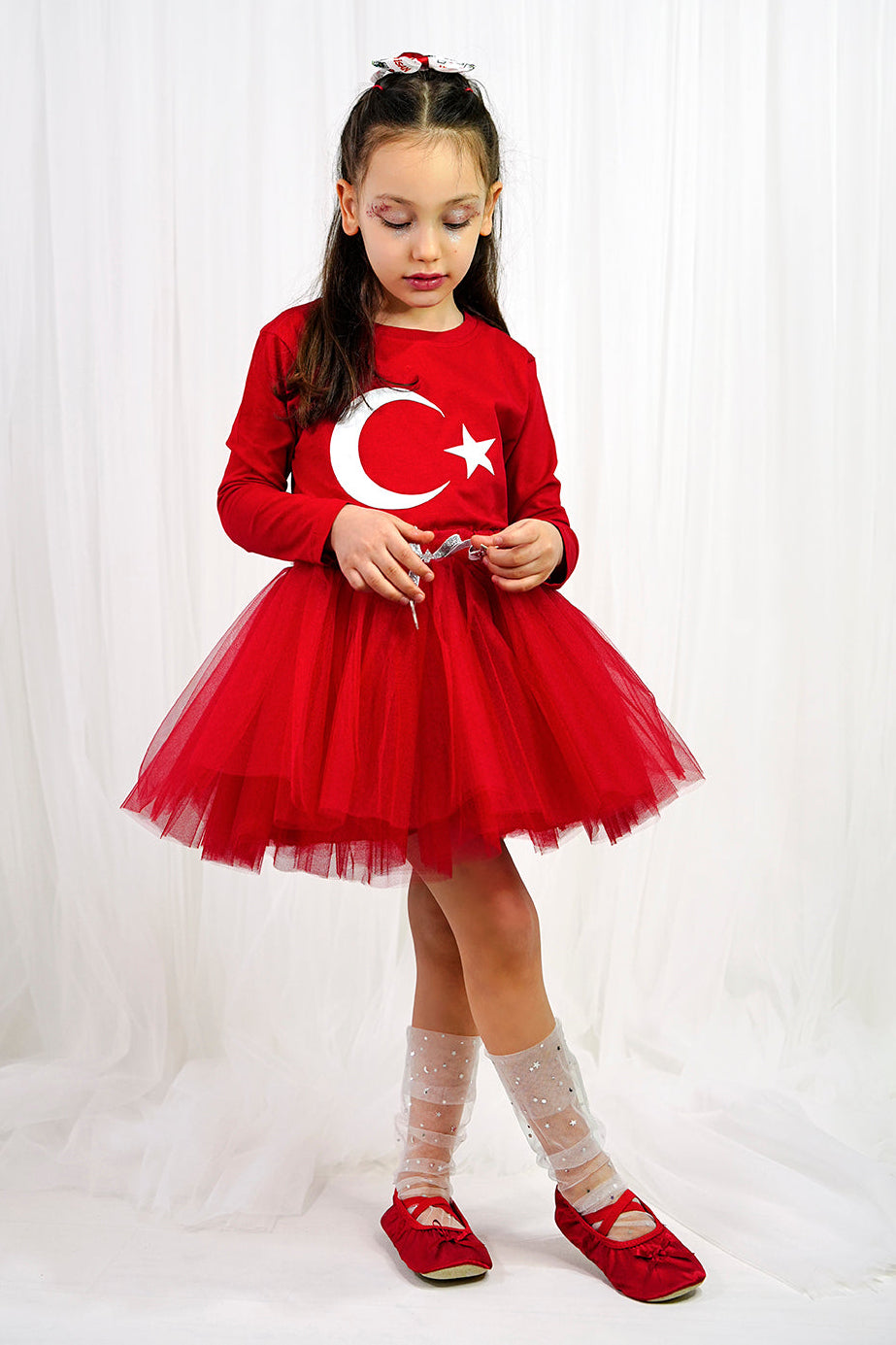 Kırmızı - Kırmızı